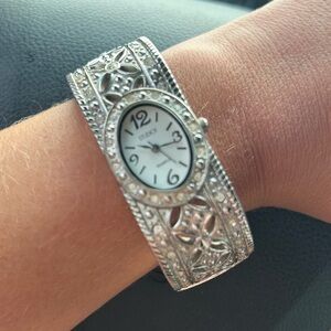 Vintage Women’s Silver Watch Cuff Easy Off Studio Time Piece Stainless Steele